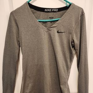Nike top M fit
